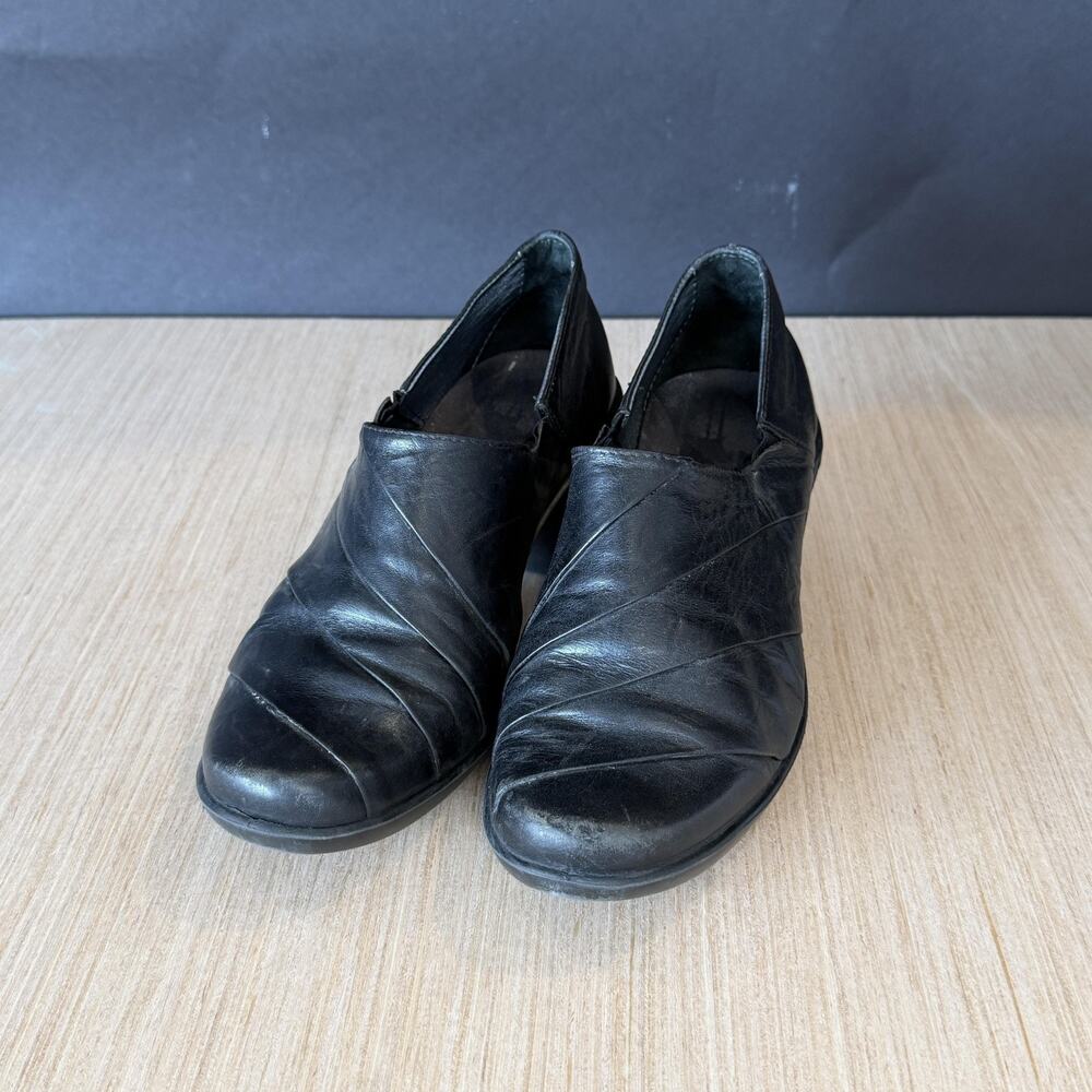 Romika Shoes Womens Size 6.5 Black Leather Slip On Comfort Block Heel Pleated